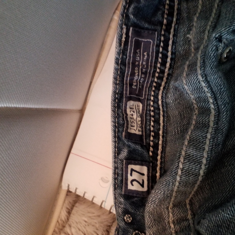 Jeans - Picture 4 of 4